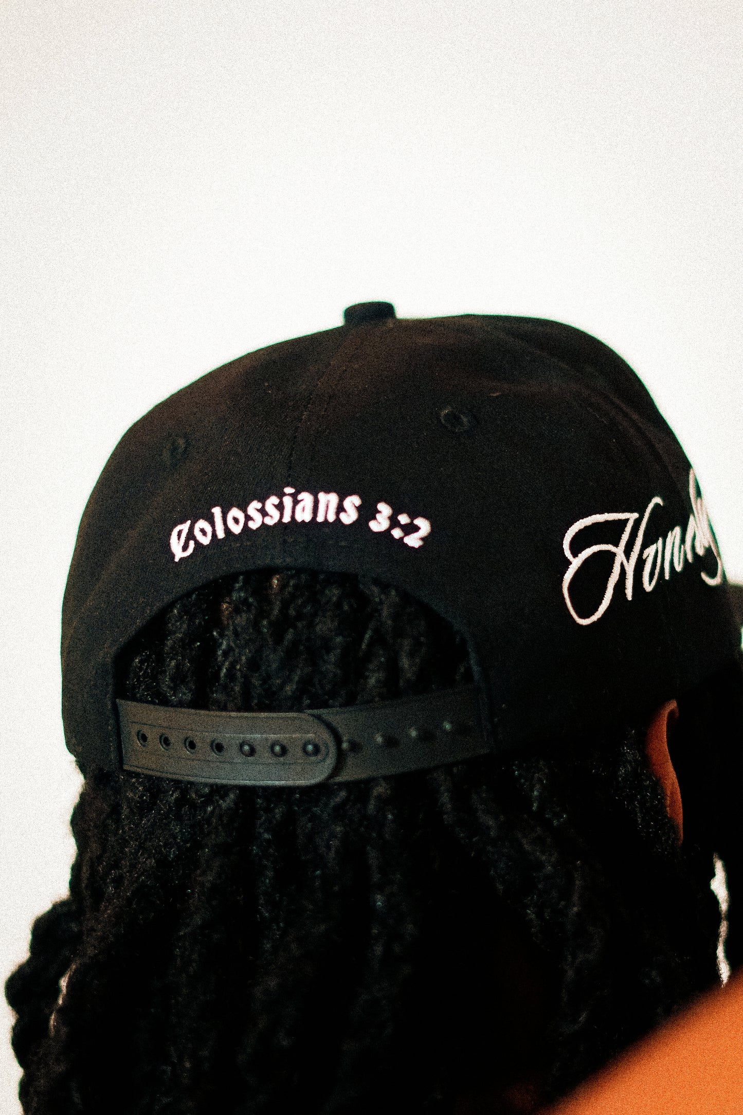 “Desires” basic cap